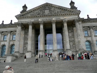 Berlín a Postupim 2008 - Budova Reichstagu zvenku - foto Eva Čančíková